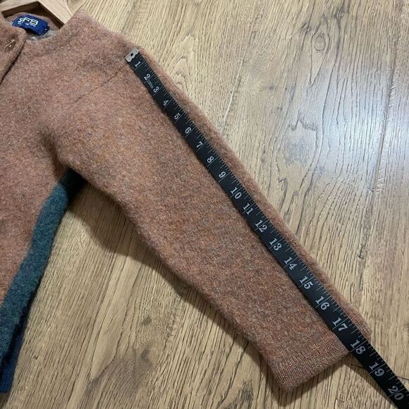 Vintage Disney Wool Snow White and The Seven Dwarfs Bashful Cardigan Sweater Siz - Picture 15 of 15